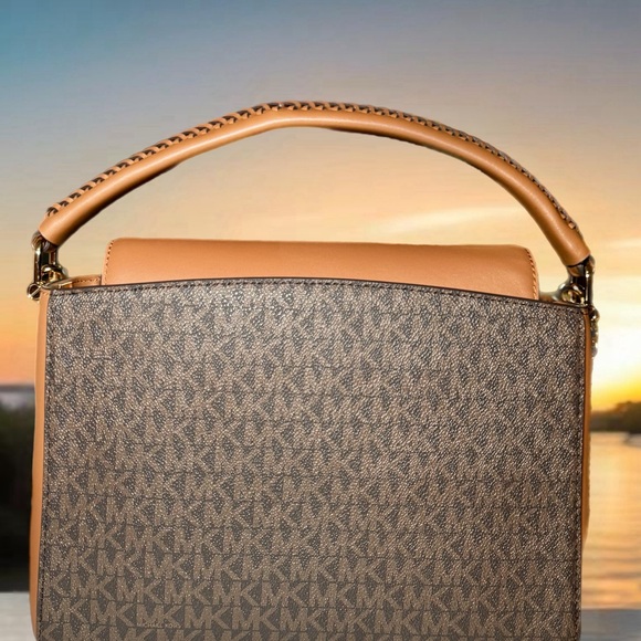 Michael Kors Karlie - Picture 4 of 14